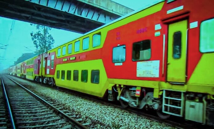 Railway Board sits over plan to ran double-decker train via Patna, Gaya