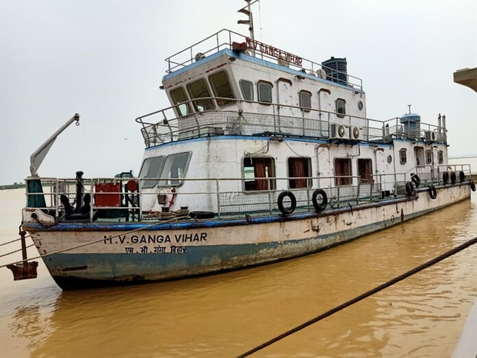 Floating Restaurant