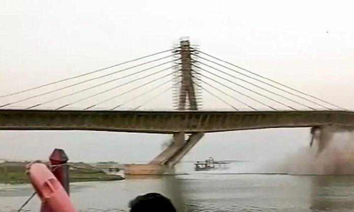 bridge collapse in Bihar