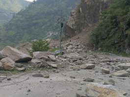 Shima landslides NH