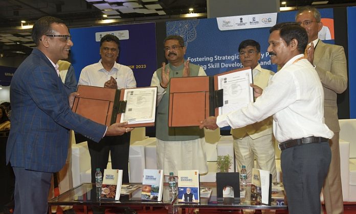 MoU in edu sector