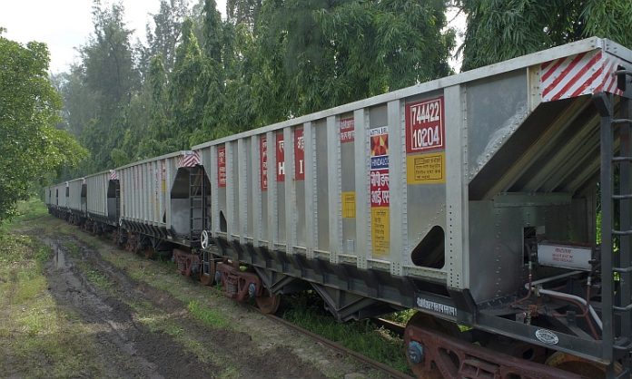 Aluminium railway coach