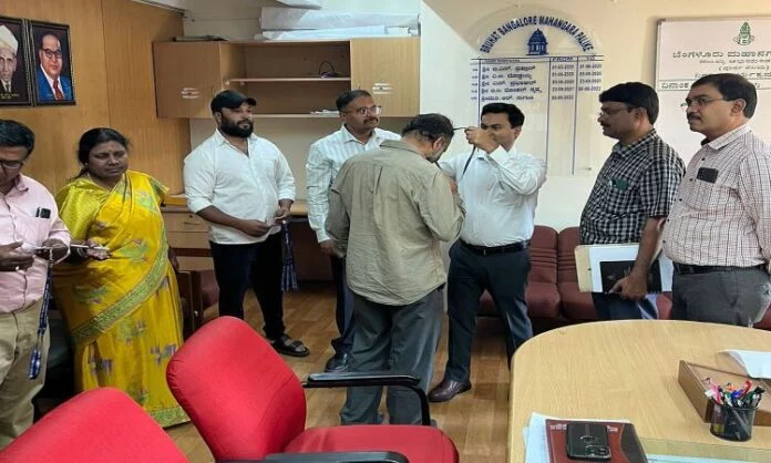 BBMP street vendors ID cards